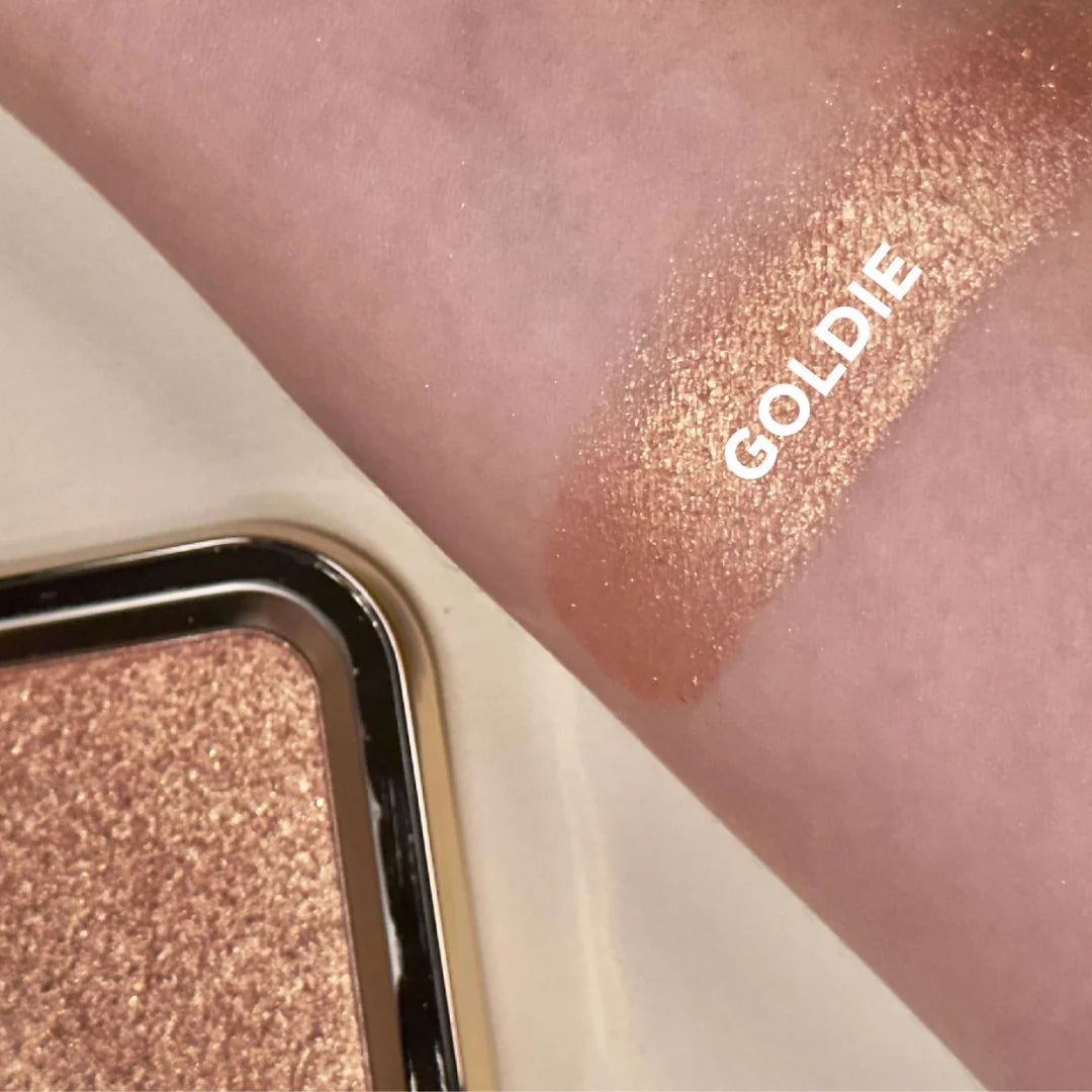 Iluminador en Polvo 1st Scene Atenea