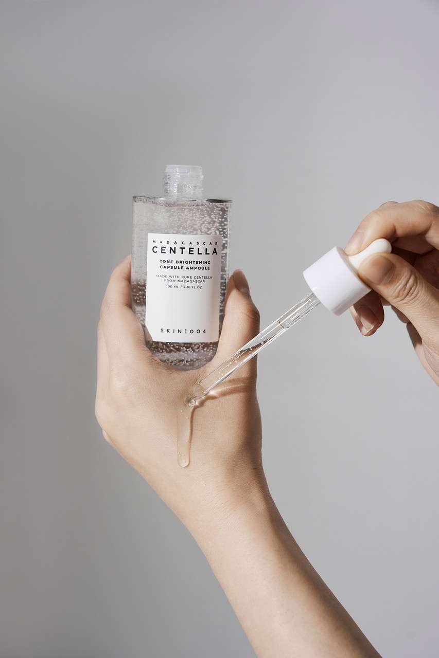 Ampolla Brightening Centella SKIN1004