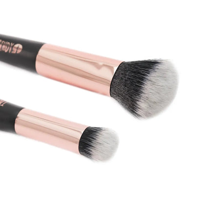 Brocha Doble Corrector y Base Trendy P214