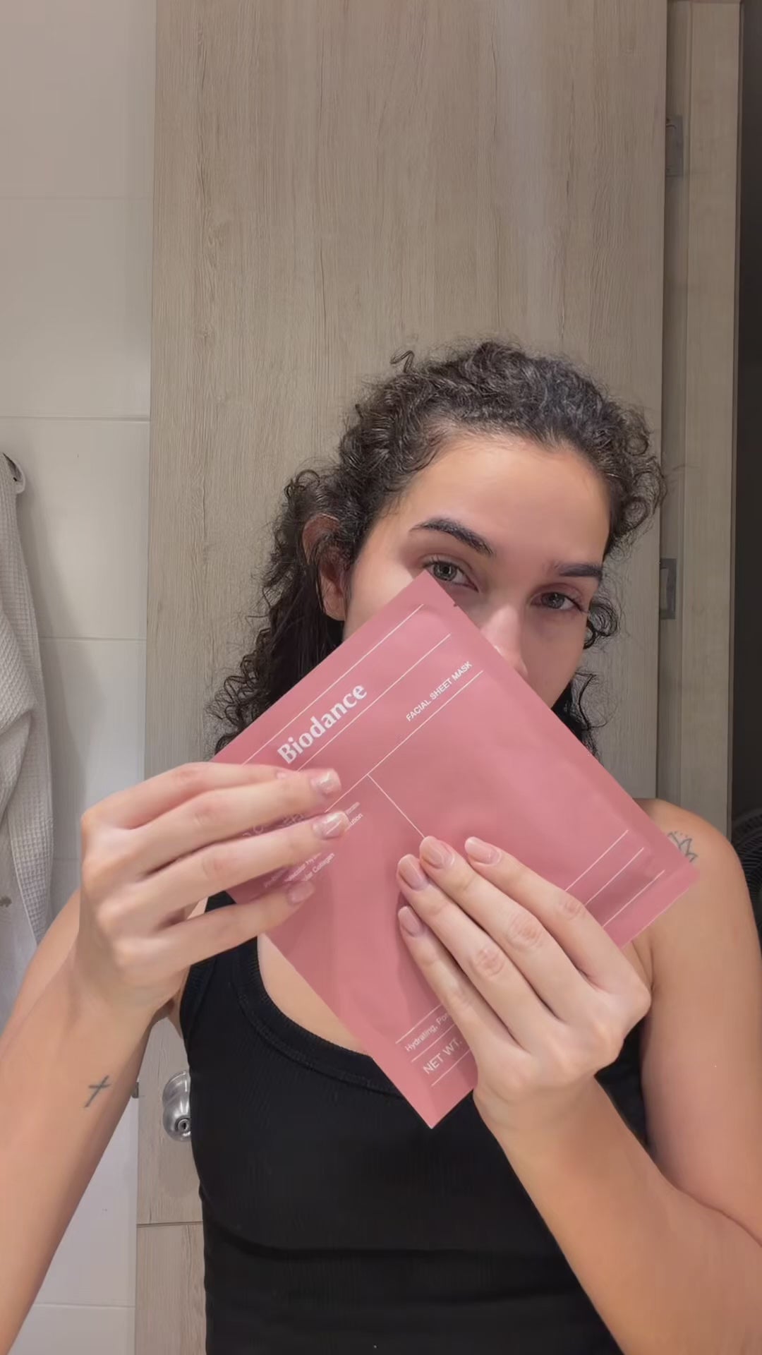 Velo Facial Biodance con Péptidos, Colágeno y Niacinamida